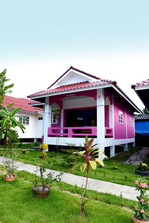 New Sunrise Village Ko Samui Pokoj fotografie