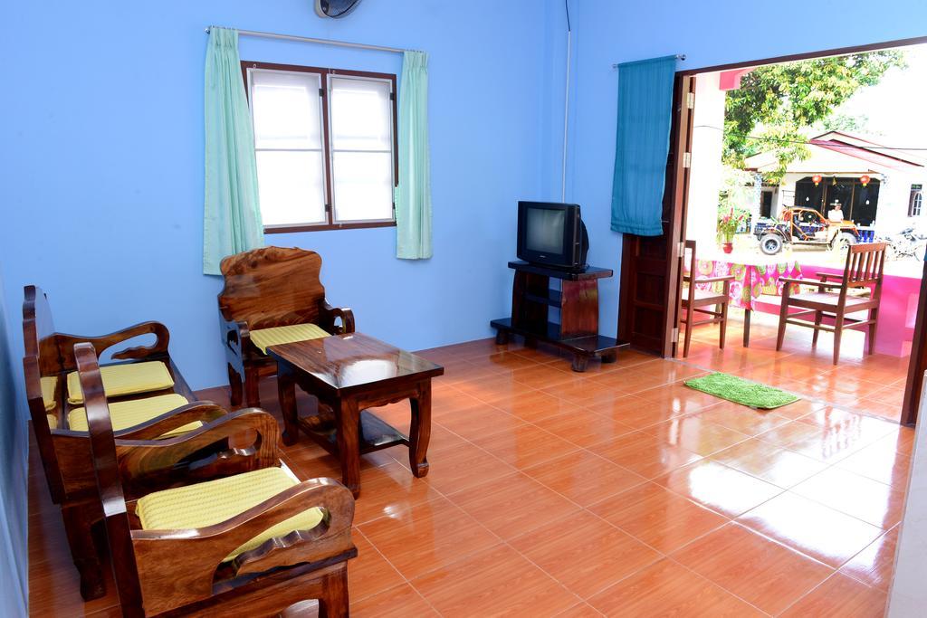 New Sunrise Village Ko Samui Pokoj fotografie